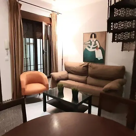 Apartamento Con Buhardilla Casco Historico * Cordoba